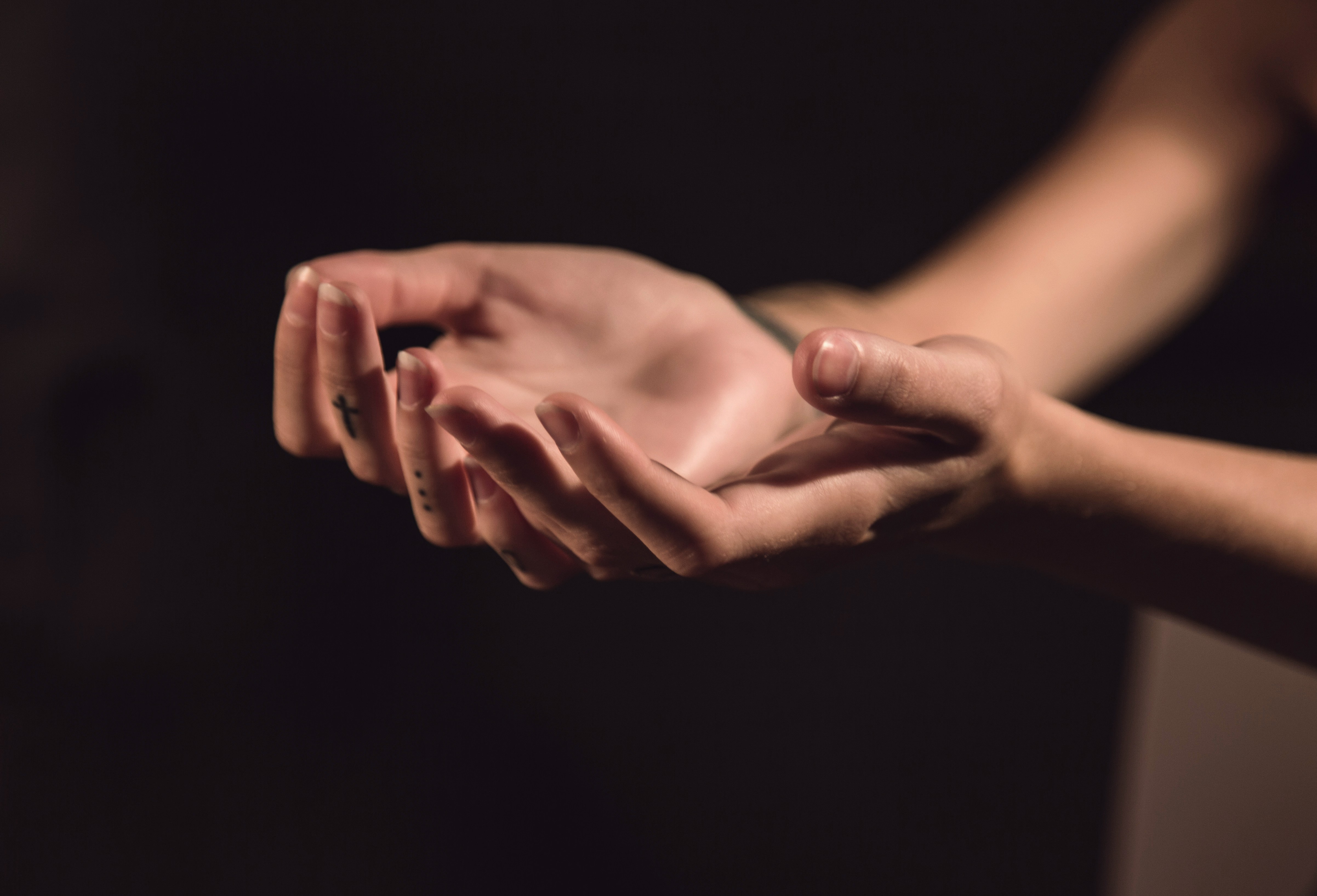 Resting hands
