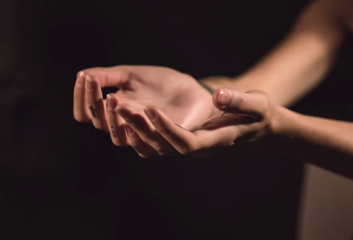 Gentle open hands